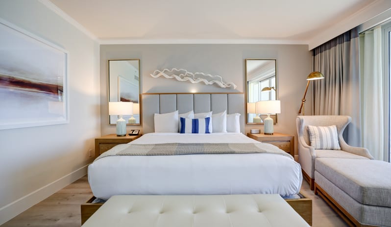 South Seas - Water View Suite Bedroom